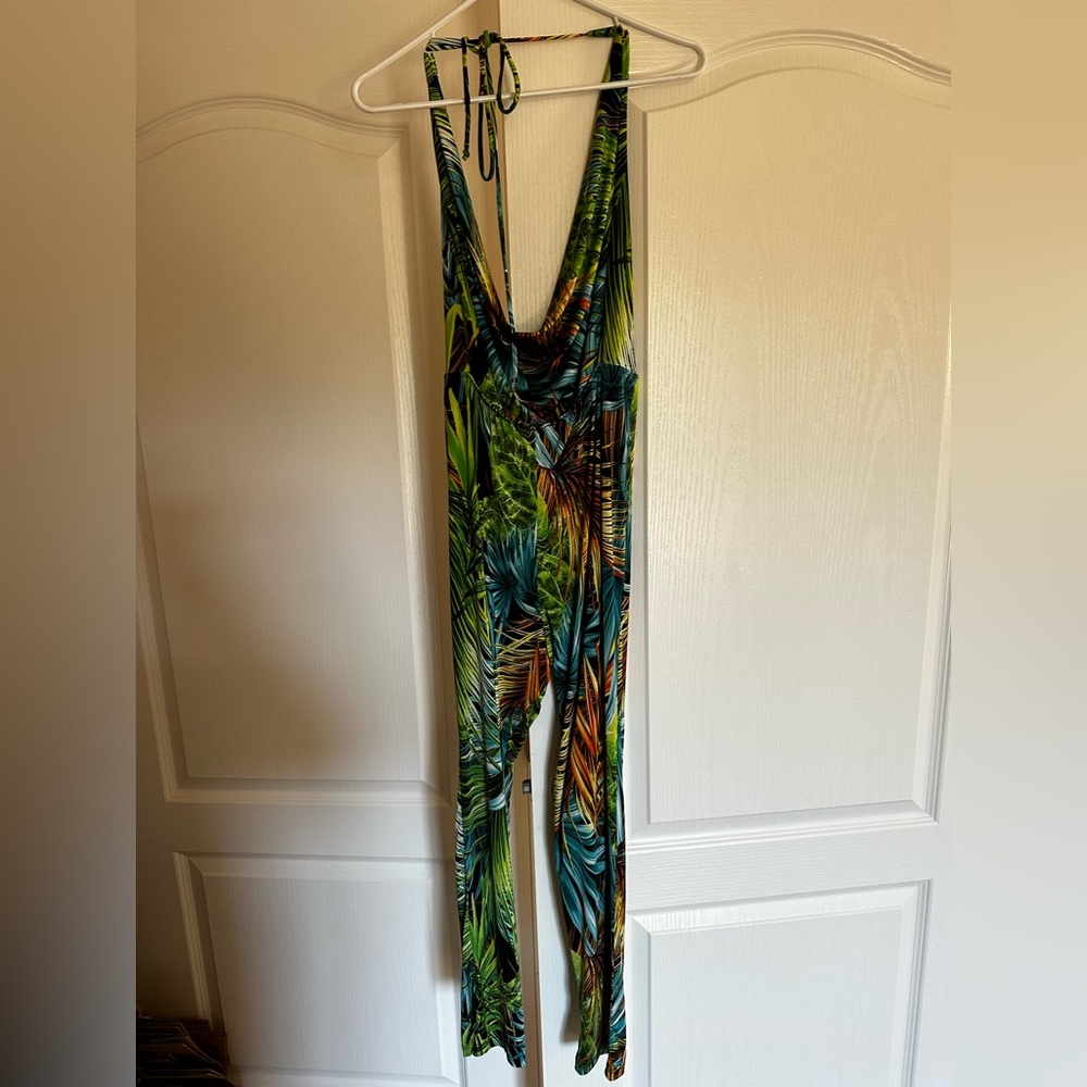 New Fashion Nova jumpsuit size 1x
